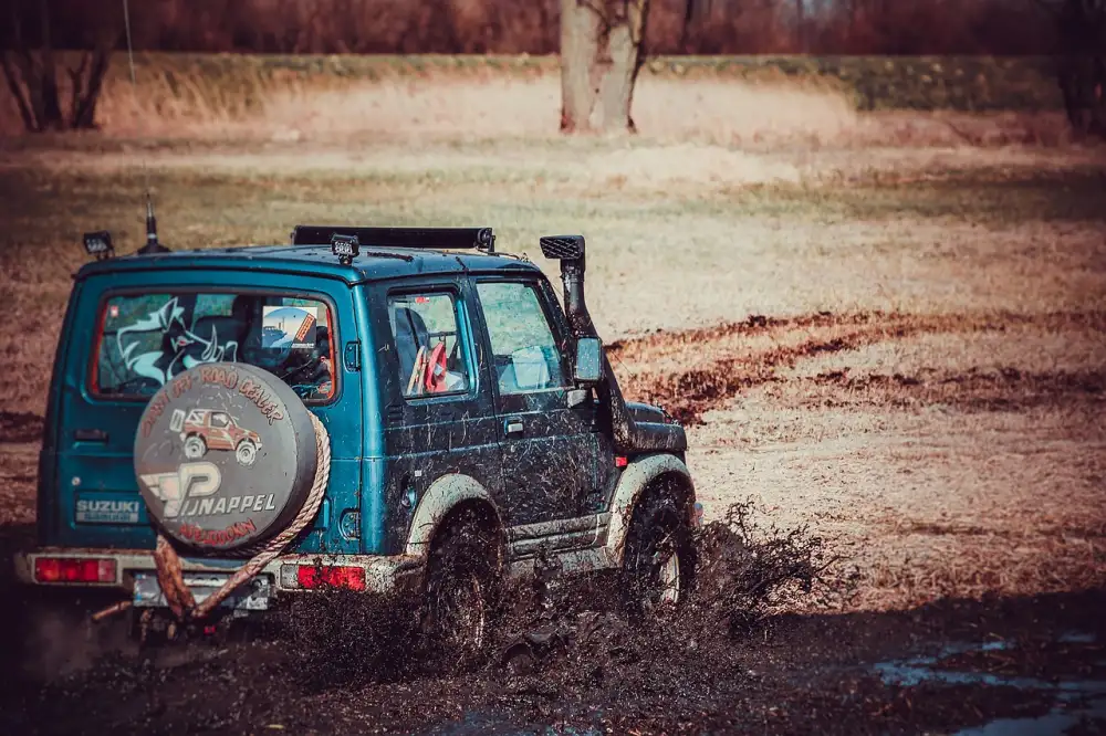 Suzuki Samurai